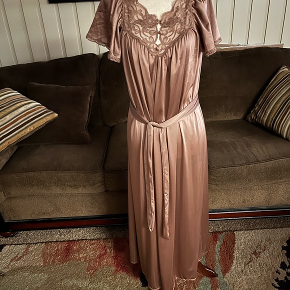 Miss Elaine Other - Miss Elaine~ Radiant Orchard  Size Small Nightgown